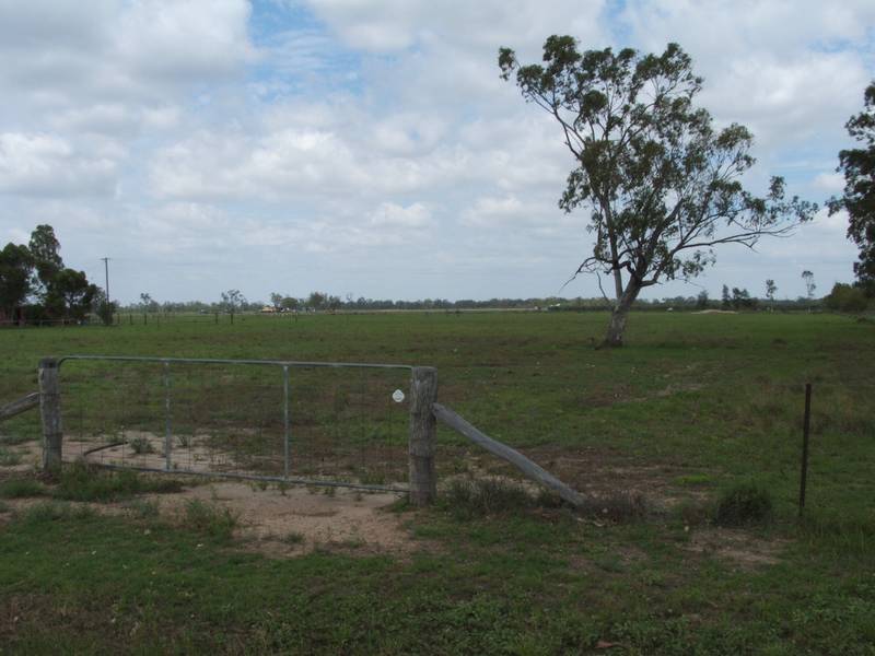 LARGE BLOCK CLOSE TO TOWN Picture 1