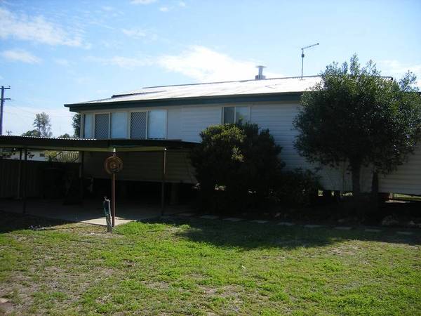 Compact House on a great Block Picture Compact House on a great Block Picture