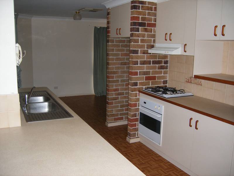 Great Buying at $290 000 Picture 2