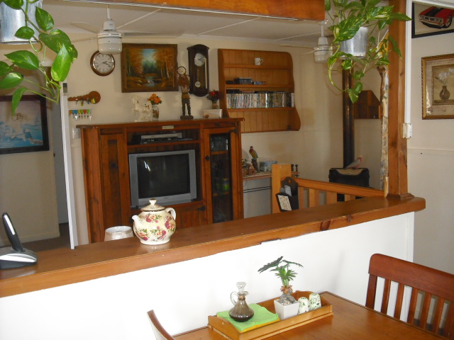 IDEAL FIRST HOME Picture 2