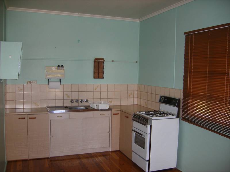 Neat & Cosy - in a very quiet part of town Picture Neat & Cosy - in a very quiet part of town Picture