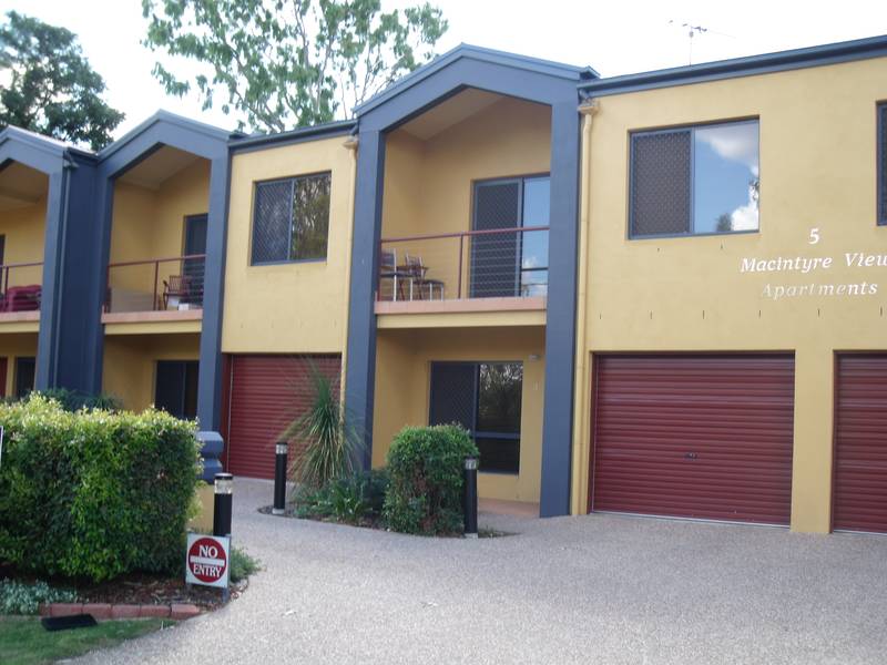 Overlooking the River Picture 1