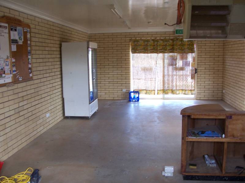 WEENGALLON STORE Picture 2