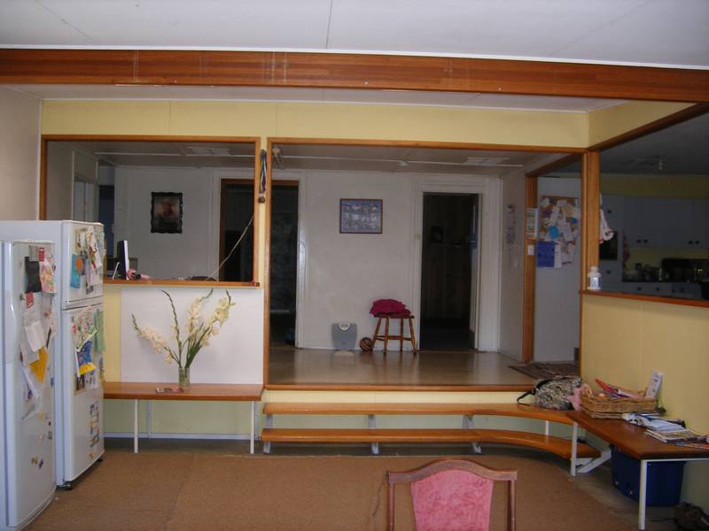 4 Bedroom timber home right in the main street! Picture 1