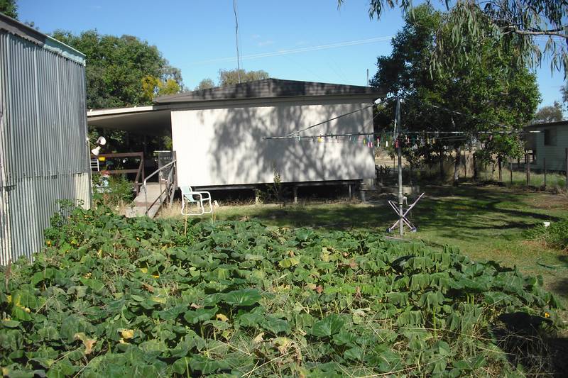 AFFORDABLE LIVING Picture 1