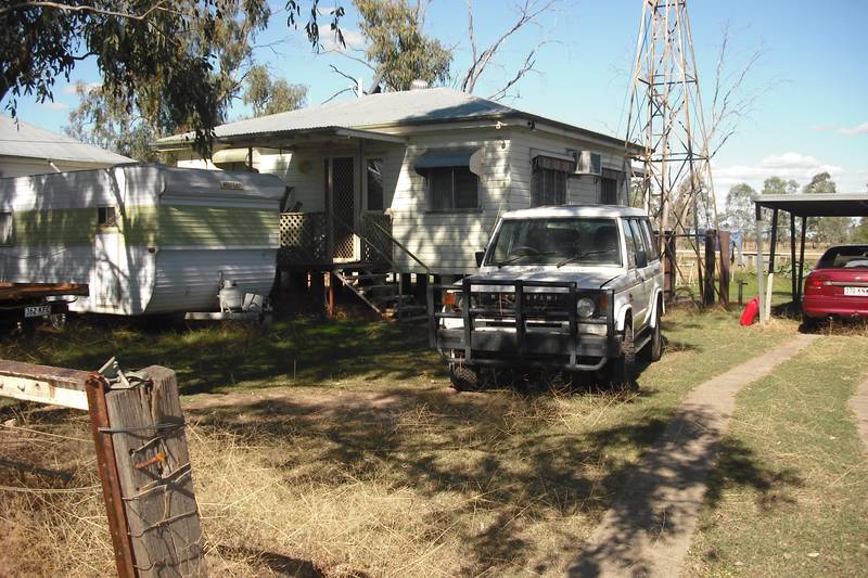 RENOVATOR'S DELIGHT Picture 1