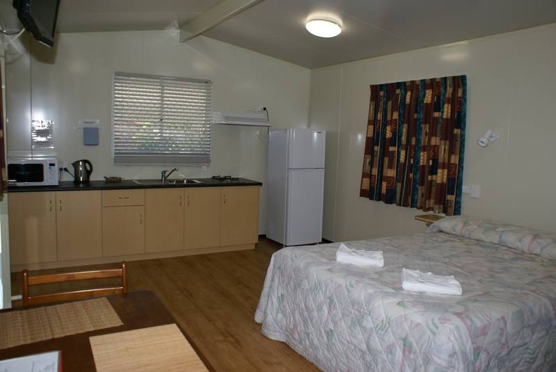 GROWTH INDUSTRY BUSINESS Picture 3