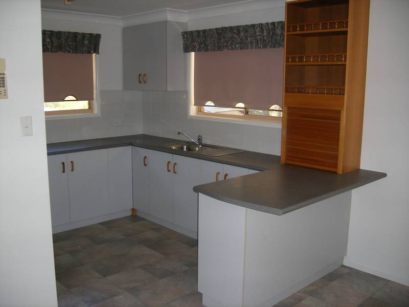 OPPORTUNITY KNOCKS Picture 2