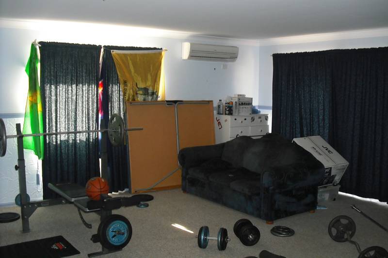 MUCH BIGGER THAN IT LOOKS Picture 2