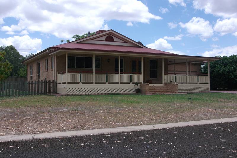 QUALITY & LOCATION Picture 2