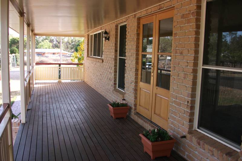 QUALITY & LOCATION Picture 3