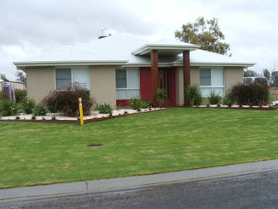 TOP HOME - TOP LOCATION Picture