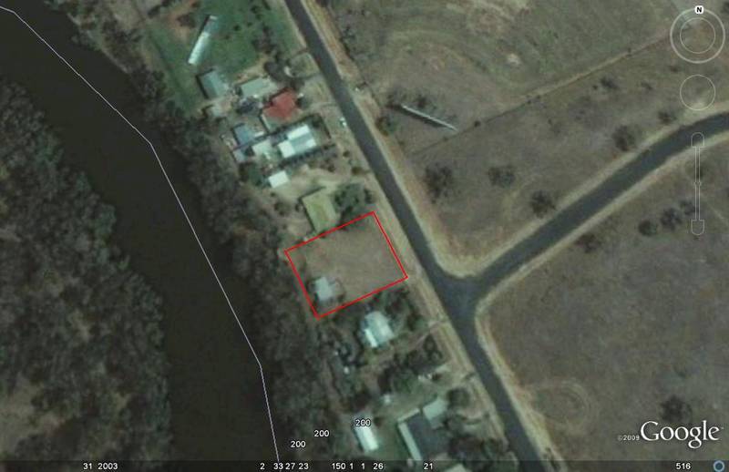 Absolute River Frontage Picture 1