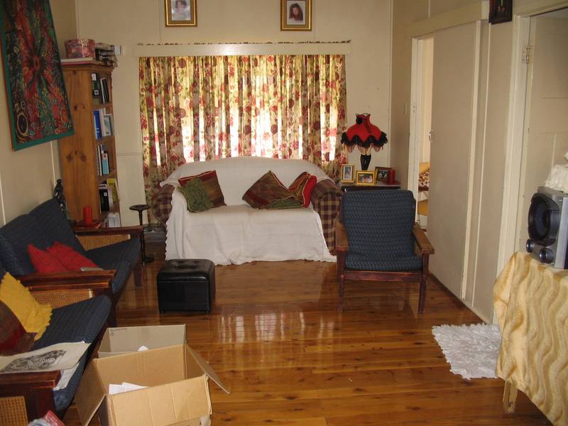 OWNER SAID SELL - WILL CONSIDER ALL REASONABLE OFFERS Picture 2