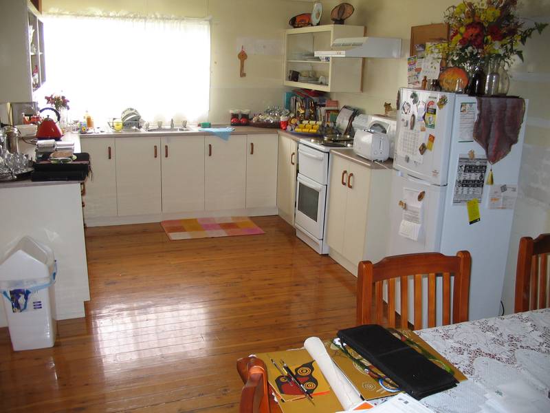 OWNER SAID SELL - WILL CONSIDER ALL REASONABLE OFFERS Picture 3