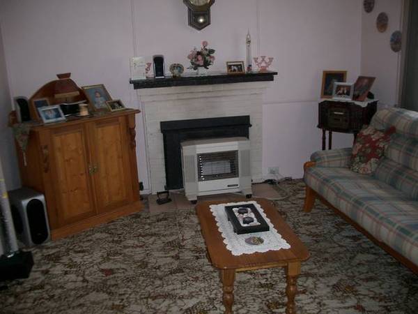 FIRST HOME BUYERS OR INVESTORS Picture 3