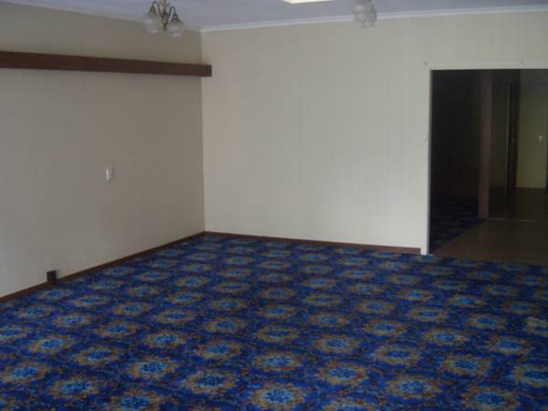 COMMERCIAL FREEHOLD Picture 3