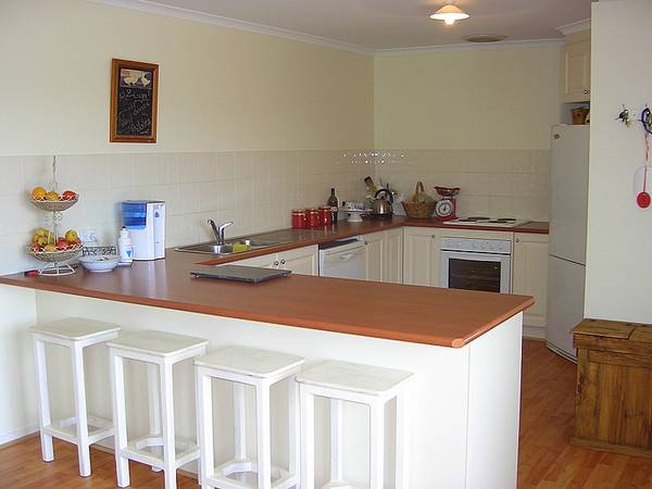 24 ACRE FARMLET on 2 TITLES Picture 2