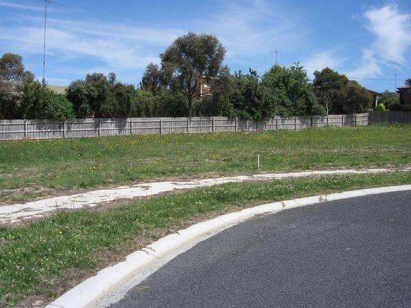 DOWEL COURT Picture 3