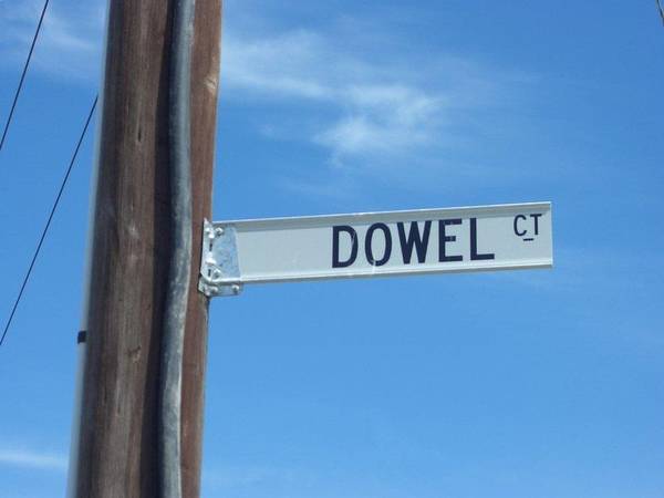 DOWEL COURT Picture 1