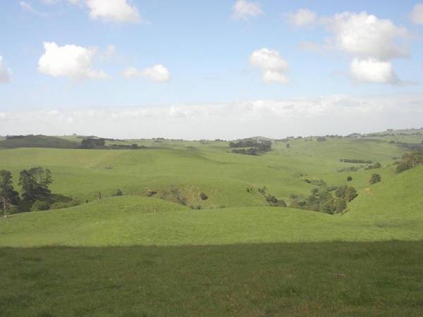 VIEWS AS FAR AS THE EYE CAN SEE Picture 1