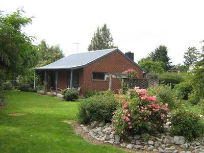 COUNTRY LIVING IN COALGATE Picture COUNTRY LIVING IN COALGATE Picture