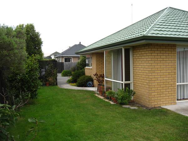 PRIVATE AND SUNNY
-
Offers Over $300,000 Picture