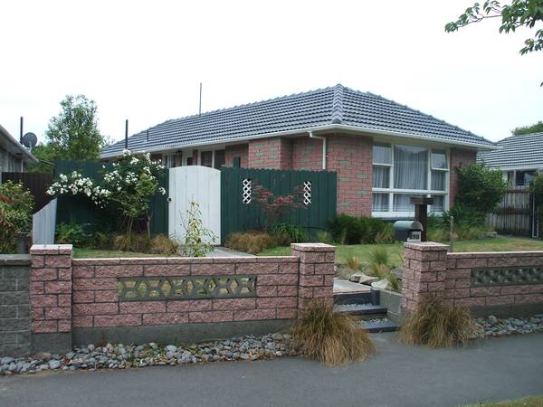 WALK TO THE BEACH Picture 3