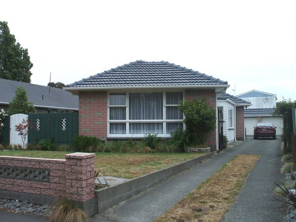 WALK TO THE BEACH Picture 1