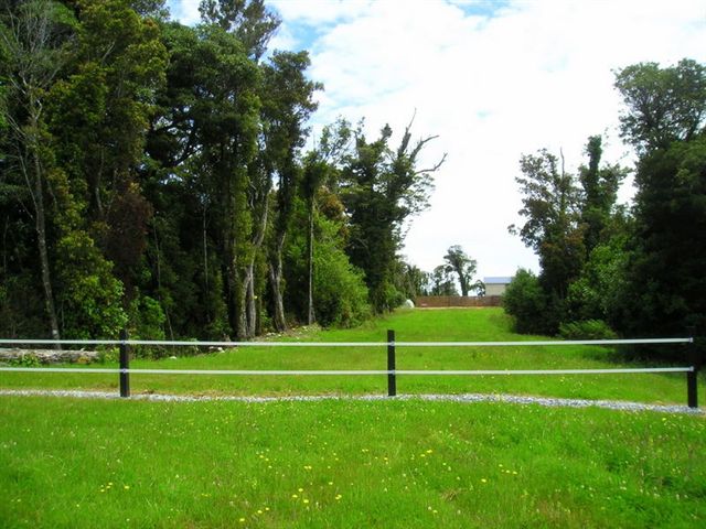 RUTHERGLEN - UP ON HIGH - $150,000 + GST Picture 2