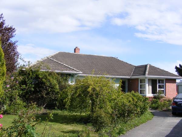 FANTASTIC DEVELOPMENT OR INVESTMENT OPPORTUNITY Picture 1