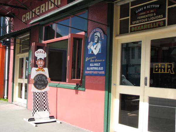 ESTABLISHED AND WELL-APPOINTED HOTEL Picture 2