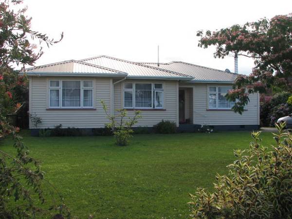 QUALITY - WELL PRESENTED Picture 2