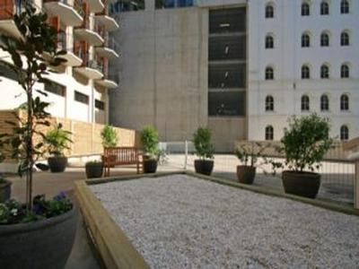 $470 per week Picture $470 per week Picture