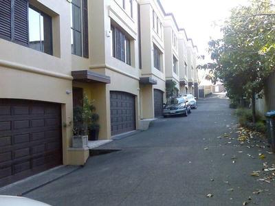 3 Bedroom Terrace House in Grammar Zone Picture 3 Bedroom Terrace House in Grammar Zone Picture