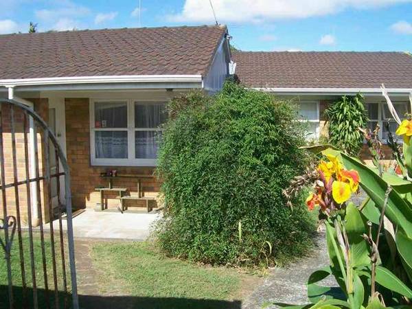 1 Bedroom Unit on Matai Road Picture 1