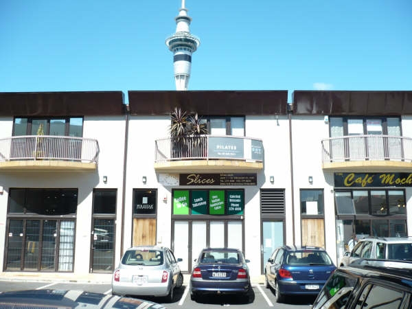 Commercial Shop or Showroom - Golden Triangle Picture 1