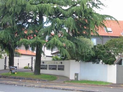 GRAMMAR ZONE - 4 Bedroom Townhouse Picture GRAMMAR ZONE - 4 Bedroom Townhouse Picture