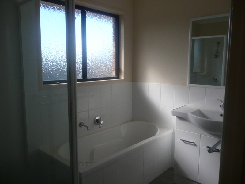 SPACIOUS DUPLEX AT PIMPAMA Picture 3