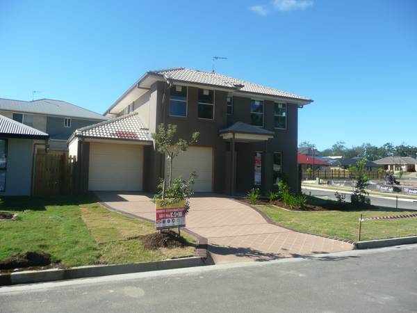 COOMERA Picture 1