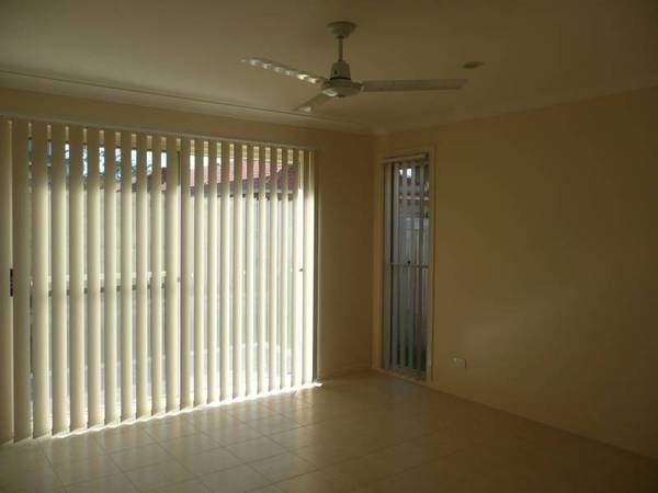 Edgewater Estate Picture 3