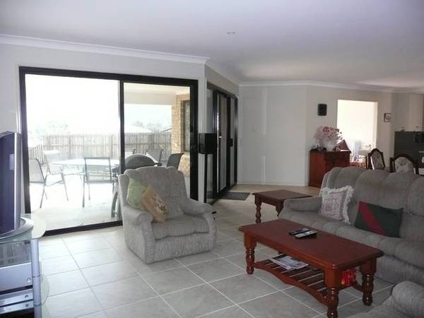 Beautiful Extra Spacious Home Very Private Picture