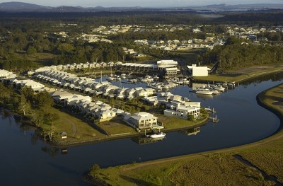 EXECUTIVE STUNNER WITH
OWN PRIVATE JETTY Picture