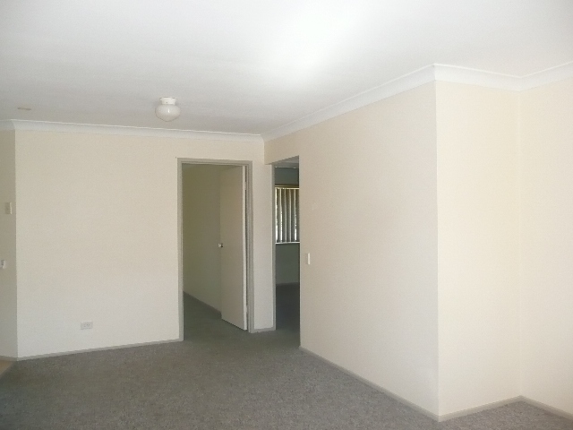 COOMERA TOWNHOUSE Picture 2