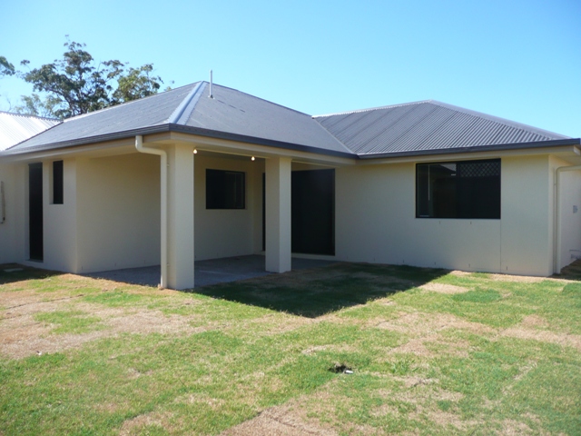 BIG SKY ESTATE - 3 WEEKS FREE RENT Picture 2