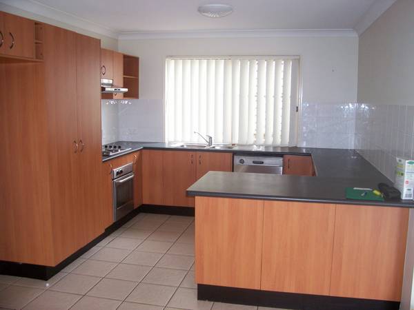 Large family home Picture 3