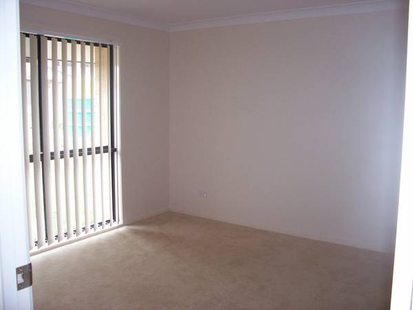 6 months new at Seagreen Estate Picture 2
