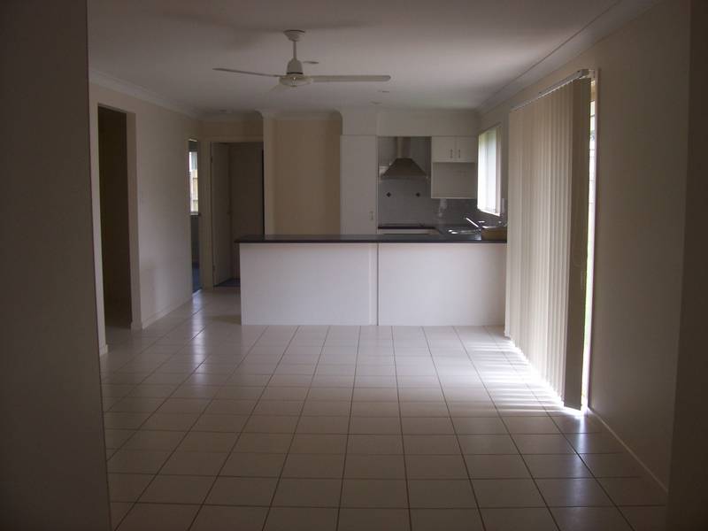 <b$380 - $390
RENT REDUCTION
</b> EDGEWATER
ESTATE Picture 2