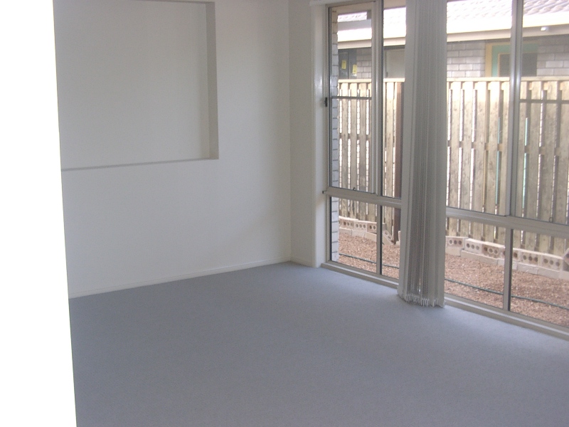 Looking for a Home With
Side Access Picture 3