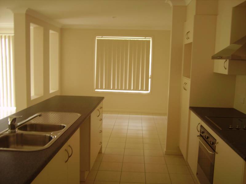 <b> Quiet position THREE BEDROOMS </b> Picture 3